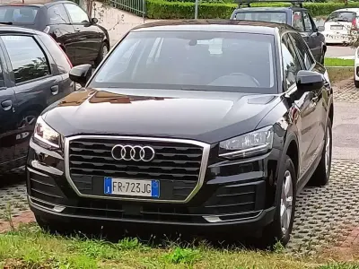 Usata Audi Q2 Business 116 CV (85 kW) 2018 Nero SUV