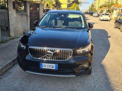 Usata Volvo XC40 Business Edition 150 CV (110 kW) 2020 Nero SUV