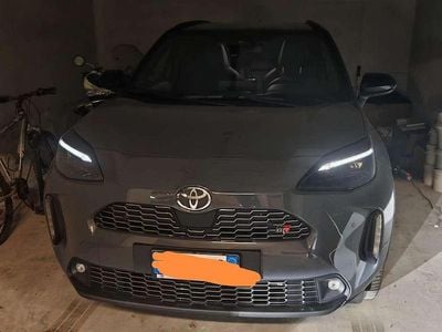 Usata Toyota Yaris Cross Sport 131 CV (96 kW) 2025 Grigio SUV