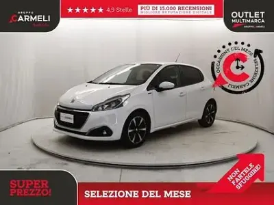 Usata Peugeot 208 Signature Sky 83 CV (61 kW) 2018 Bianco Utilitaria