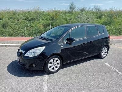 Occasion Opel Meriva 110 ch (80 kW) 2012 Noir Monospace
