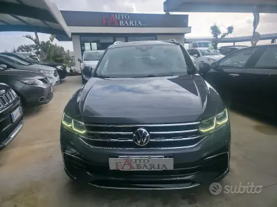 Usata VW Tiguan R-line 150 CV (110 kW) 2022 Grigio SUV