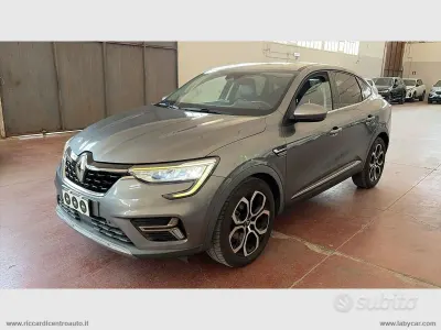 Usata Renault Arkana Intens 94 CV (69 kW) 2022 Grigio SUV