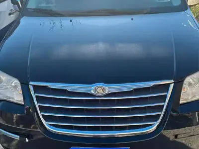 Usata Chrysler Grand Voyager 163 CV (119 kW) 2009 Blu Monovolume