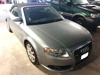 Usata Audi A4 Cabriolet 163 CV (119 kW) 2007 Grigio peltro Cabrio