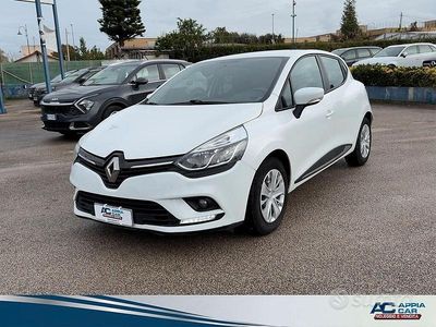 Usata Renault Clio IV Business 75 CV (55 kW) 2019 Bianco Berlina