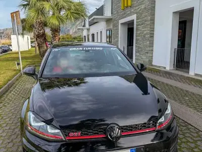Usata VW Golf VII GTI 230 CV (169 kW) 2016 Nero Berlina