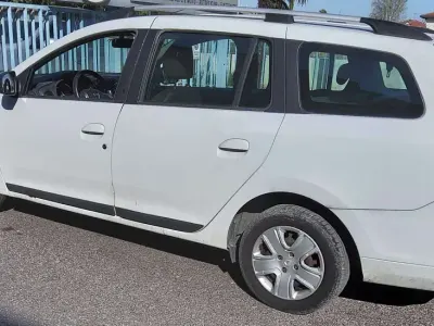Begagnad Dacia Logan MCV Lauréate 75 HK (55 kW) 2018 Kombi