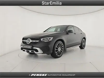 Usata Mercedes GLC200 163 CV (119 kW) 2019 Nero SUV