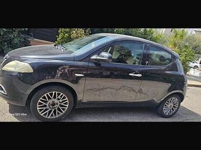 Usata Lancia Ypsilon 60 CV (44 kW) 2011 Nero Utilitaria