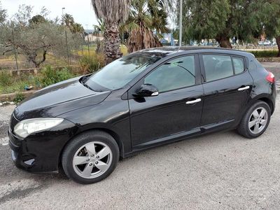 Usata Renault Mégane 110 CV (80 kW) 2010 Nero Berlina