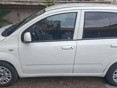 Usata Fiat Panda Easy 69 CV (50 kW) 2016 Bianco Utilitaria