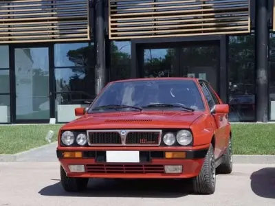 Usata Lancia Delta 181 CV (133 kW) 1988 Rosso Utilitaria