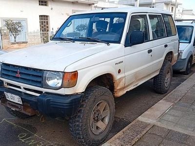 Usata Mitsubishi Pajero 100 CV (73 kW) 1996 Bianco SUV