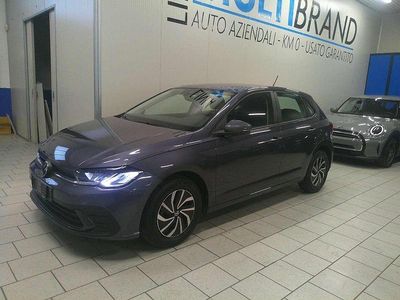 Grigio metallizzato Usata 2022 VW Polo Berlina | 16.300 € (Buon prezzo)