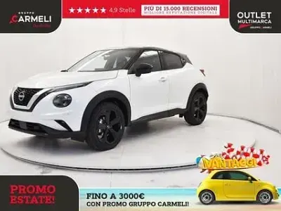 Nuova Nissan Juke Tekna 114 CV (83 kW) 2025 White pearl/black SUV