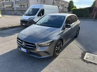 Usata Mercedes B180 116 CV (85 kW) 2020 Utilitaria