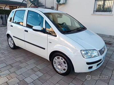 Usata Fiat Idea Active 77 CV (56 kW) 2011 Bianco Monovolume
