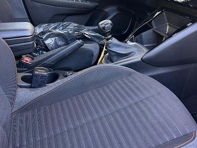 Usata Peugeot 208 102 CV (75 kW) 2021 Bianco Utilitaria