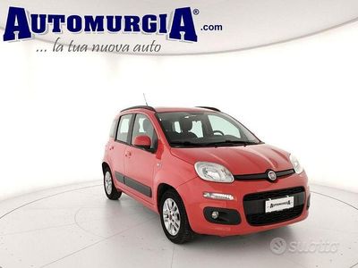 Usata Fiat Panda Lounge 69 CV (50 kW) 2016 Rosso Utilitaria