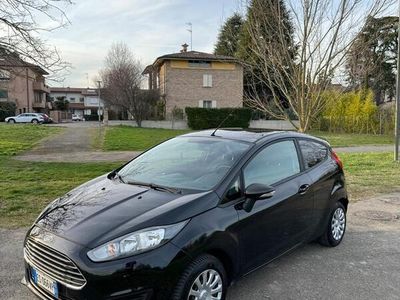 usata Ford Fiesta 1.5 diesel, 11-2013 si neopatentati