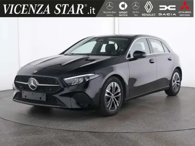Usata Mercedes A180 Advanced 136 CV (100 kW) 2025 Nero cosmo Berlina