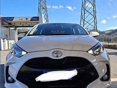 Bianco Usata 2023 Toyota Yaris Business Edition Berlina | 17.000 € (Buon prezzo)