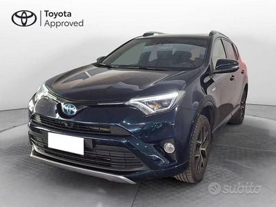 Usata Toyota RAV4 Hybrid 197 CV (144 kW) 2016 Blu SUV