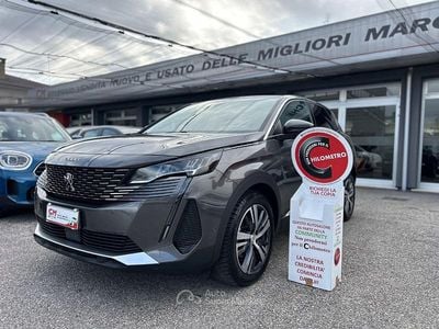 Gebraucht Peugeot 3008 Allure 131 PS (96 kW) 2022 Grau SUV