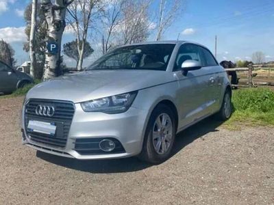 usata Audi A1 1.6 tdi Ambition s-tronic