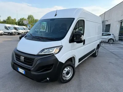 Usata Fiat Ducato 33 120 CV (88 kW) 2022 Bianco Furgone