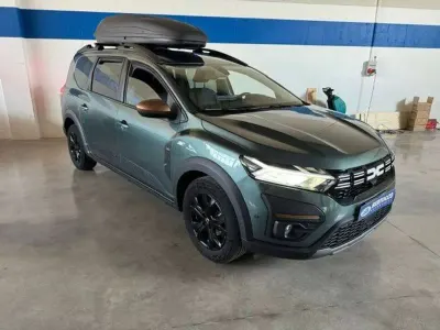 Usata Dacia Jogger 101 CV (74 kW) 2024 Grigio Monovolume