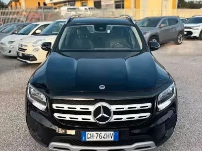 Usado Mercedes GLB180