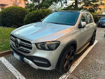 Usata Mercedes GLE300 AMG line 245 CV (180 kW) 2019 Argento SUV
