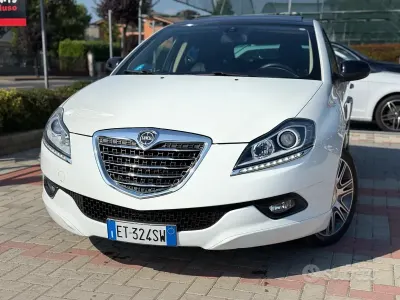 Usata Lancia Delta Gold 120 CV (88 kW) 2014 Bianco Utilitaria