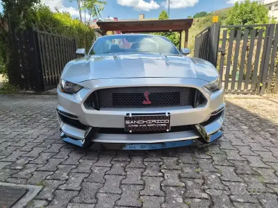 Usata Ford Mustang 314 CV (230 kW) 2019 Grigio Cabrio