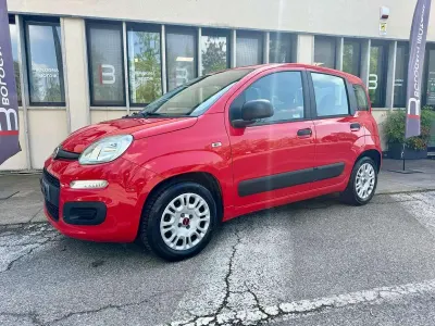 Gebraucht Fiat Panda 69 PS (50 kW) 2017 Rot Kleinwagen