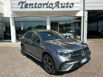 Usata Mercedes GLC220 AMG Line Premium Plus 197 CV (144 kW) 2023 Grigio scuro metallizzato SUV