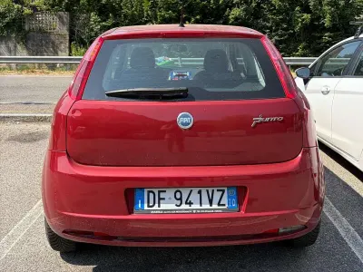 Usata Fiat Grande Punto Emotion 95 CV (69 kW) 2007 Rosso Utilitaria