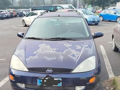 Usata Ford Focus Zetec 2000 Blu Station wagon