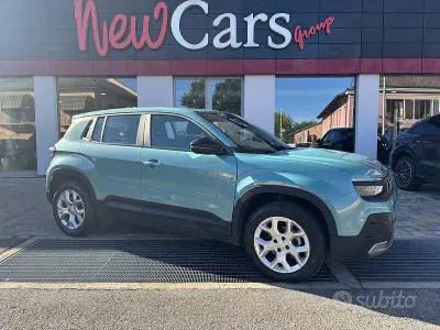 Usata Jeep Avenger Altitude 101 CV (74 kW) 2024 Blu/azzurro SUV