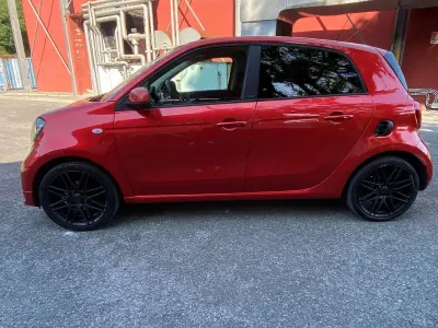 Usata Smart ForFour Brabus Xclusive 109 CV (80 kW) 2018 Rosso Utilitaria