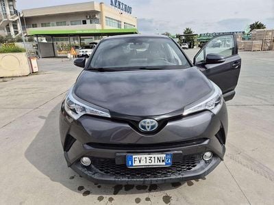 Usata Toyota C-HR Active 98 CV (72 kW) 2019 SUV