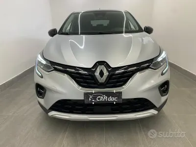 Usata Renault Captur Intens 116 CV (85 kW) 2020 Grigio SUV