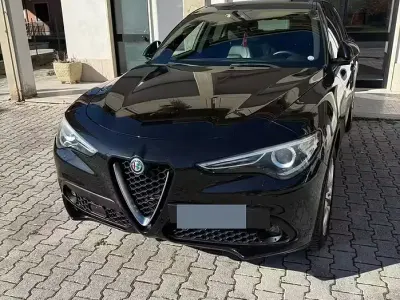Usata Alfa Romeo Stelvio 210 CV (154 kW) 2018 Nero SUV