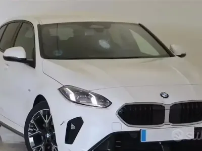 Usata BMW 118 M Sport 163 CV (119 kW) 2025 Grigio Utilitaria