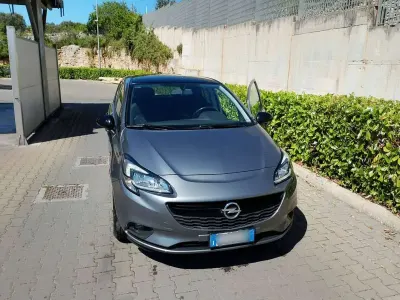 Usata Opel Corsa 90 CV (66 kW) 2017 Grigio Utilitaria