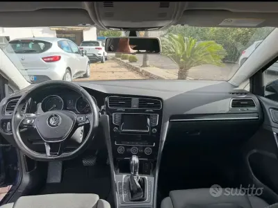 Usata VW Golf VII Highline 110 CV (80 kW) 2013 Bluazzurro Berlina