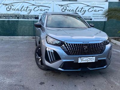Usata Peugeot 2008 Allure 102 CV (75 kW) 2025 Grigio SUV