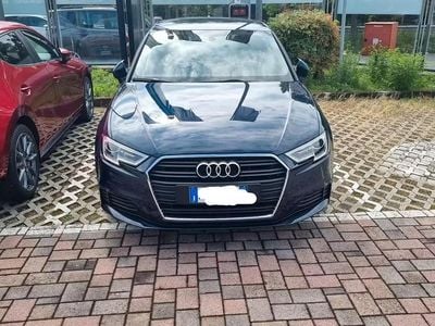 Usata Audi A3 Business 116 CV (85 kW) 2018 Blu/azzurro Berlina